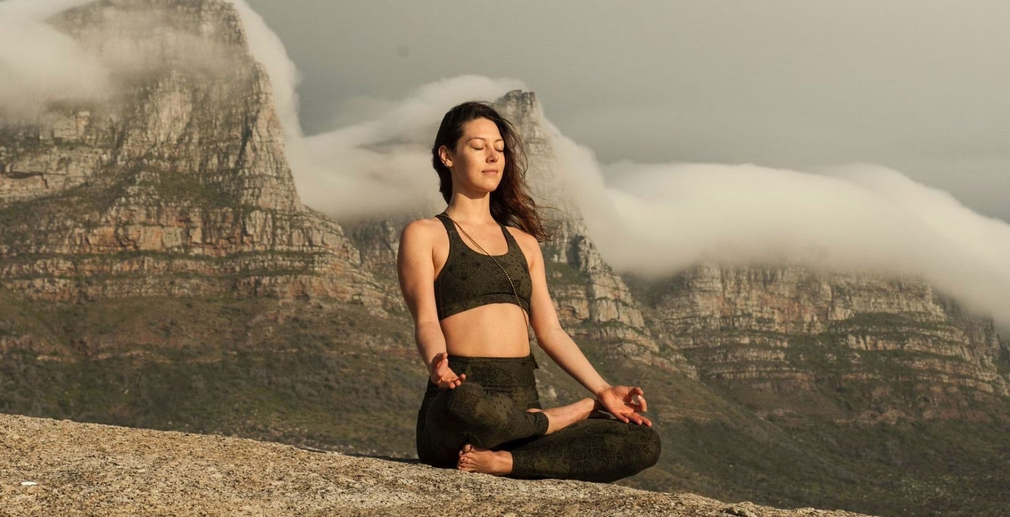 Fire Log Pose: Igniting Balance and Strength